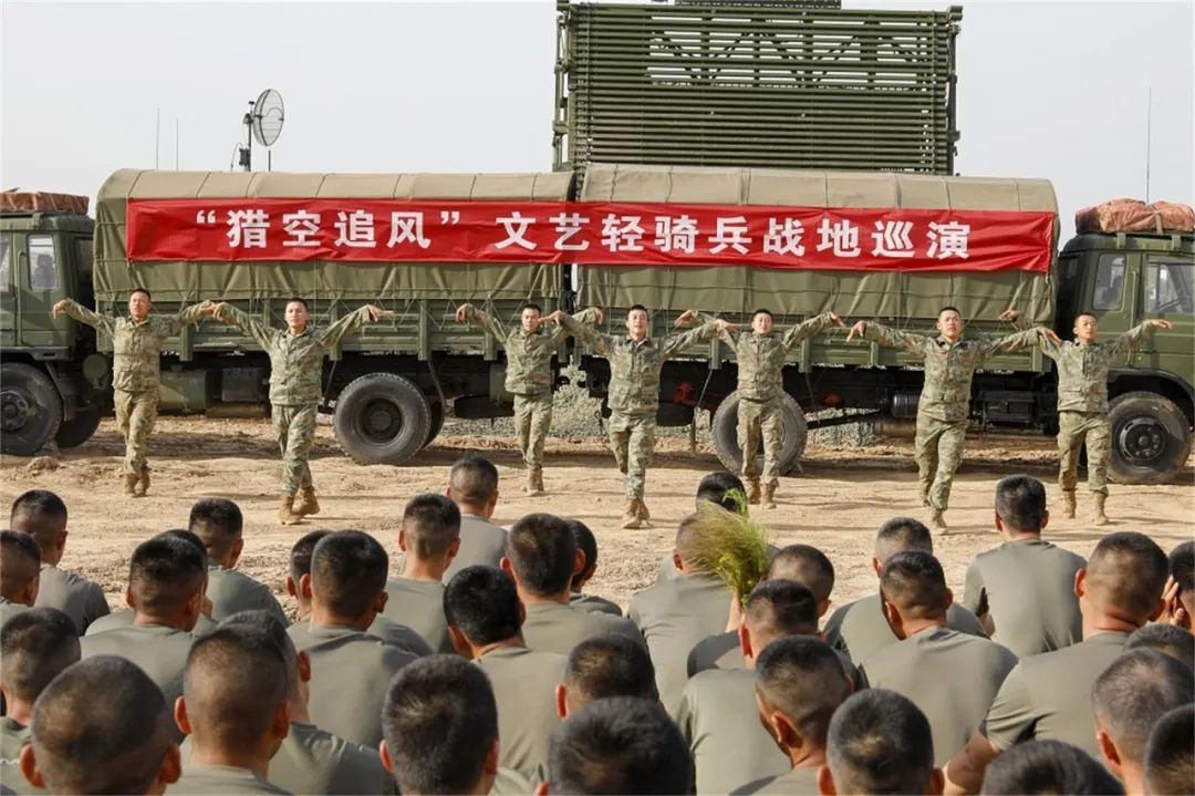 第71集团军：体验“五一”军营乐，别样的精彩！