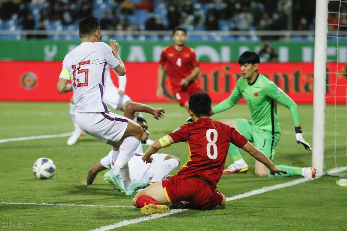 李璇爆料男足,李璇谈国足12强赛奖金