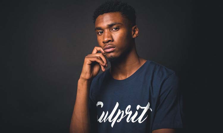 遇到小人领导背地里使坏怎么办,遇到小人在领导面前告你状怎么办