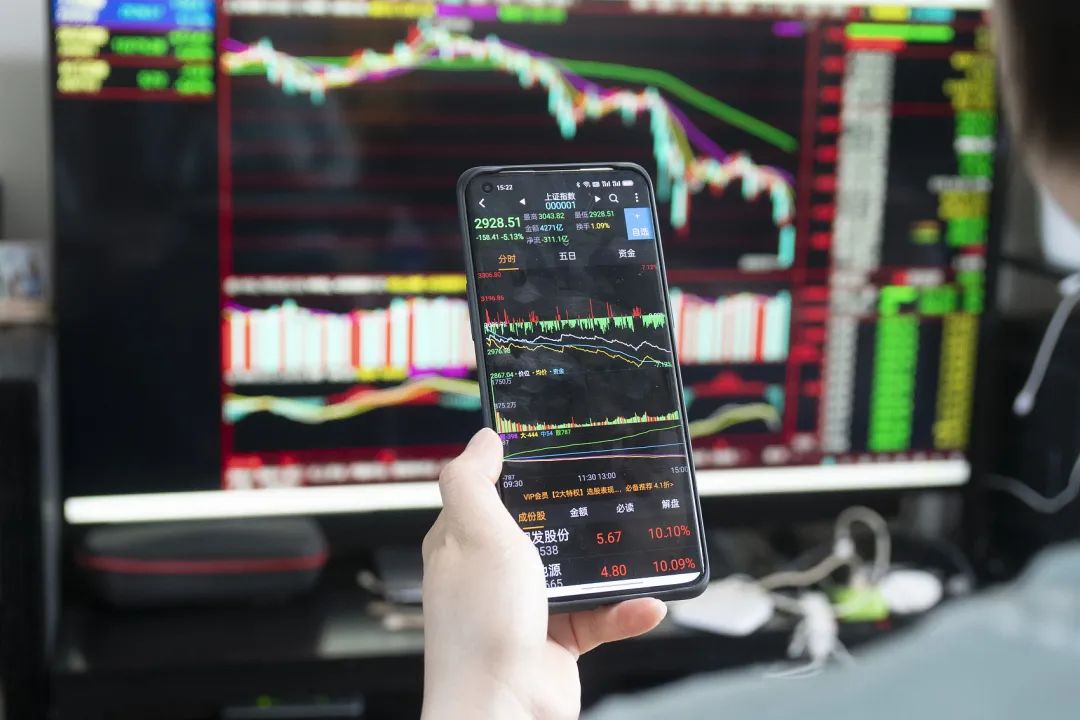 沪指历次失守3000点后a股走势,a股成交额跌破万亿指数险守3200点