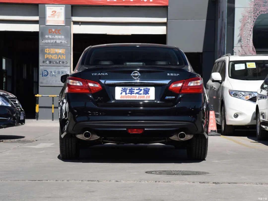 二手天籁11万左右,郑州市二手日产天籁车2万元左右