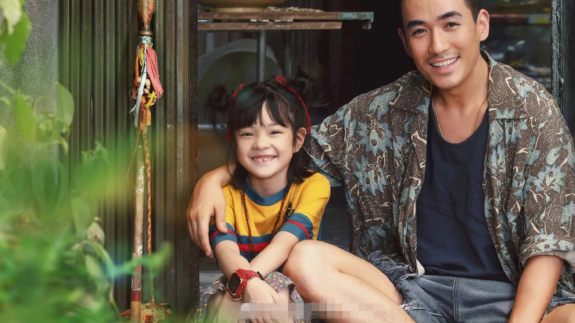 朱一龙肖战蓝色三格,朱一龙肖战霸榜