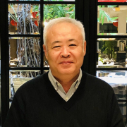 30年全国平均工资变化,沪京深人均收入