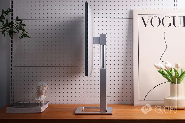 飞利浦7901显示器,飞利浦7901显示器亮度怎么调