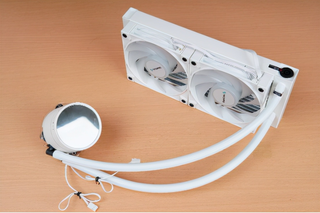 主流国产机箱的颜值之光?九州风扇CK560WH幻城首发开箱评测