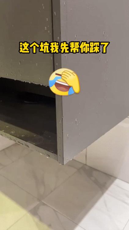 浴室柜一体盆选陶瓷好还是岩板好,浴室柜是用一体陶瓷盆还是大理石