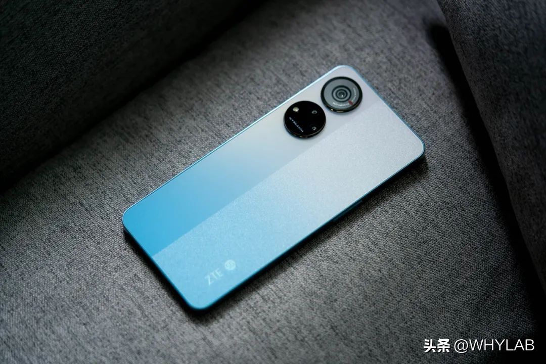 涓叴杩滆埅40,涓叴杩滆埅40pro+