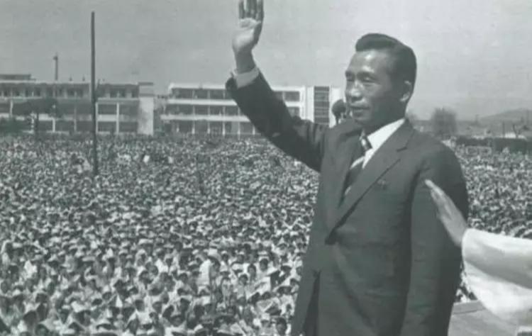 一场足球带来的经济收益,一场足球赛引发的战争