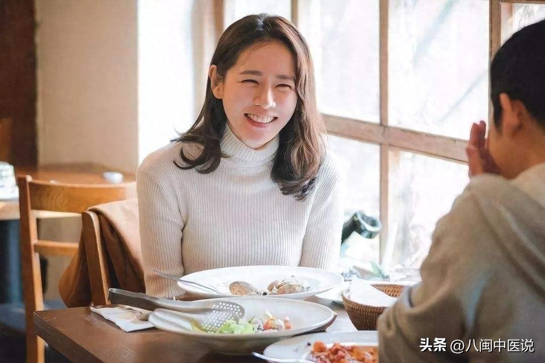 有哪些性病，“戴套”也防不住？医生：这些危险的*行为性**千万别做