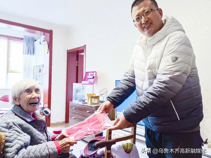 三八节巾帼绽芳华,巾帼绽芳华三八节医院演讲