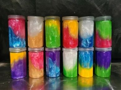 嘴咬胶带球，吞食水宝宝，网红玩具引发家长担忧：不是解压是危险