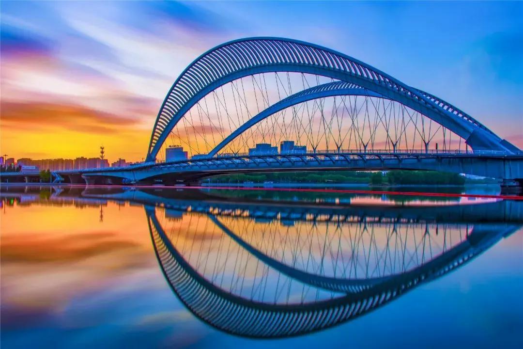 暑假天津和青岛哪个旅游好玩,暑假旅游去上海还是去深圳好玩