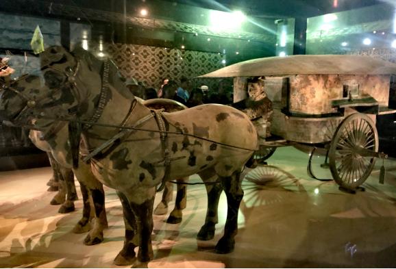 秦兵马俑的雕塑技艺为什么消失了,秦陵兵马俑和汉朝雕塑的异同