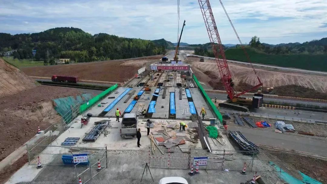 南部县南铁大道南延线通车直播,南部县南广观光大道交付了吗