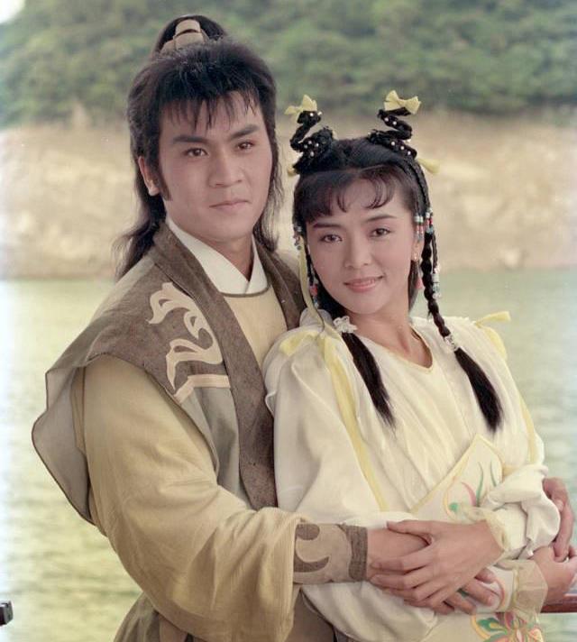 硅胶脸、关系户、资源咖，武侠电影盛世，已一去不复返