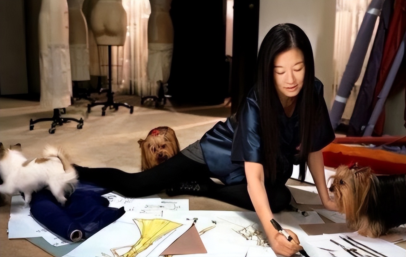 婚纱女王王薇薇身价,婚纱女王王薇薇72岁原图