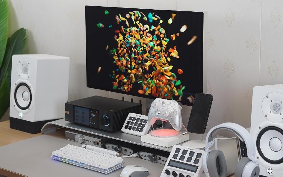 好看充满科技感的桌搭,桌搭好物推荐简约