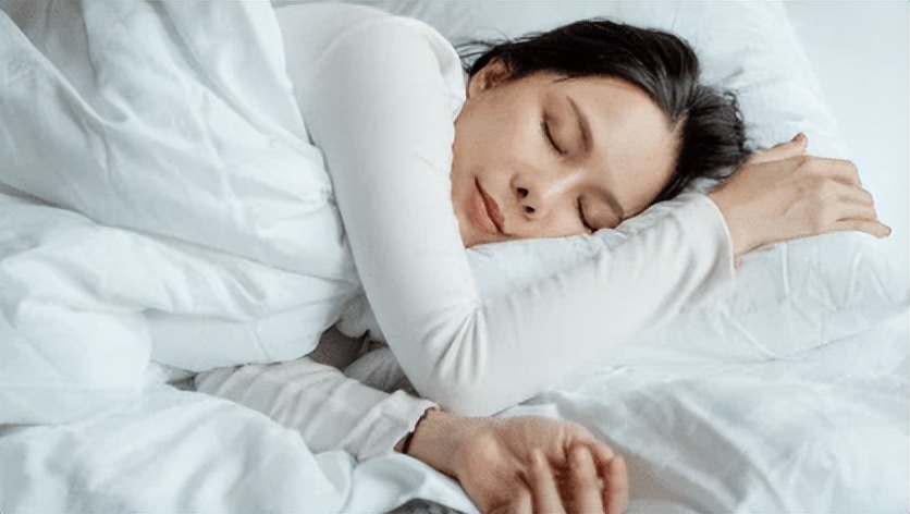 女人过五十岁为什么浑身难受,女人过50岁全身疼痛是什么原因