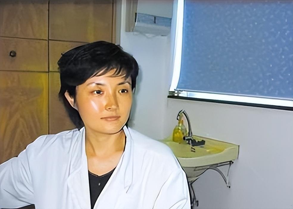 女医生贪污12亿被抓,美女医院院长落马记