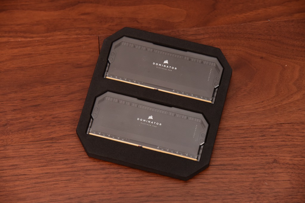 DDR5与DDR4？Win11与Win10？12600K对决5600X实战