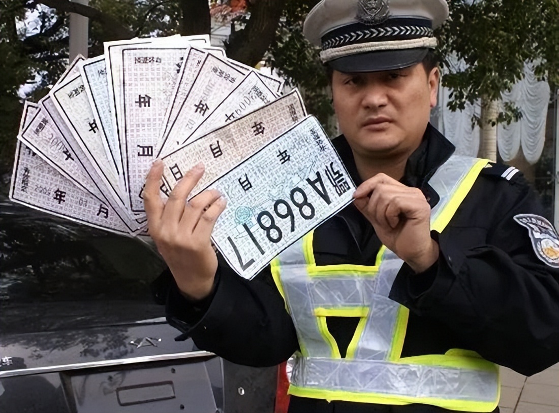 购置税减半到明年几月份结束,红旗购置税减半倒计时双十二