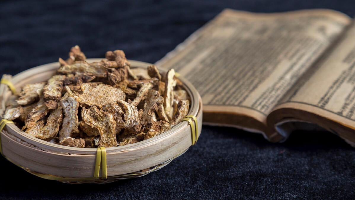 带下病湿热下注可选择的中成药,湿热下注所引起带下病用药