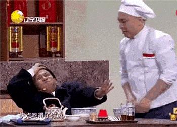 #健康中国行动2030#【吃鸡有风险！六旬老人不慎将4cm鸡骨头卡在喉咙】