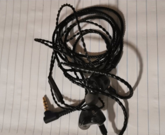 立体音效入耳式耳机推荐,音质超赞的10款入耳式耳机