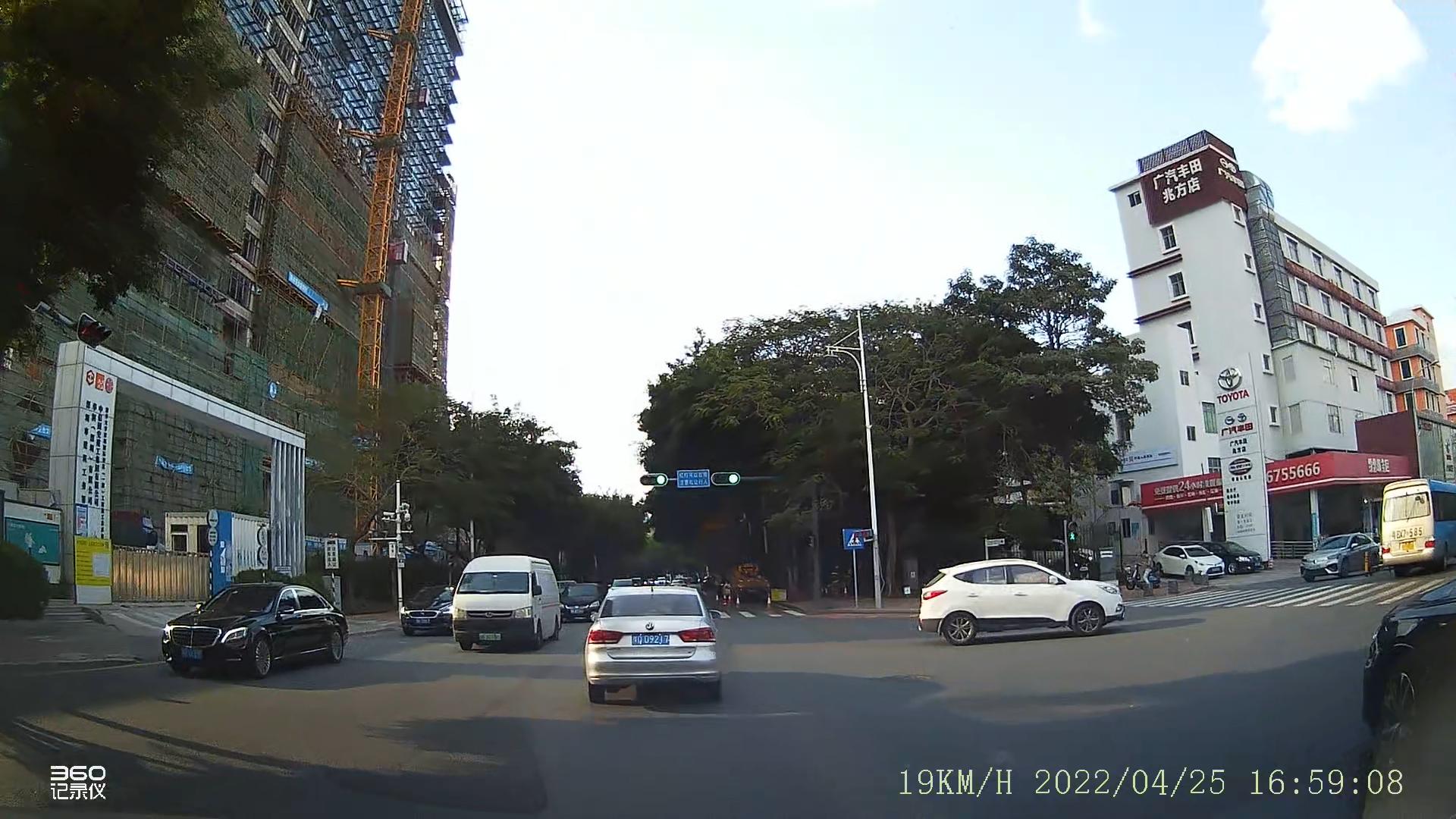 第一次用记录仪有用吗,第一次用行车记录仪