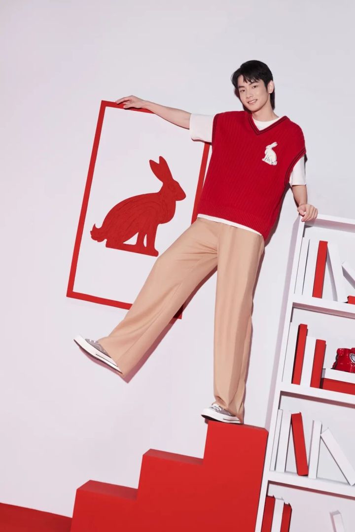 2023兔系氛围穿搭|盘点7个时尚品牌「兔年胶囊」，你喜欢哪一款？