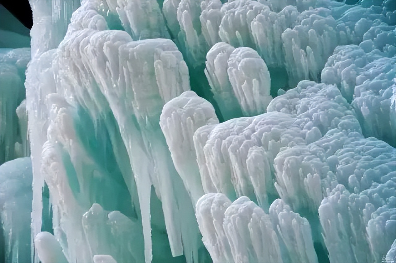 去甘肃旅游最值得去的十大景点 (甘肃16个最值得去的旅游景点)