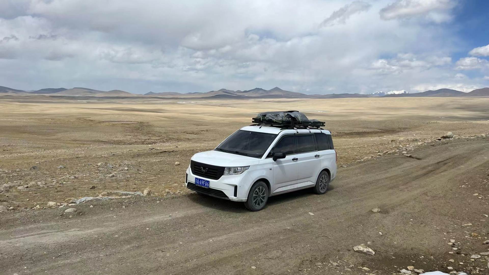 重庆小伙，变卖资产全去旅行，2年花30多万，现在很后悔，为啥