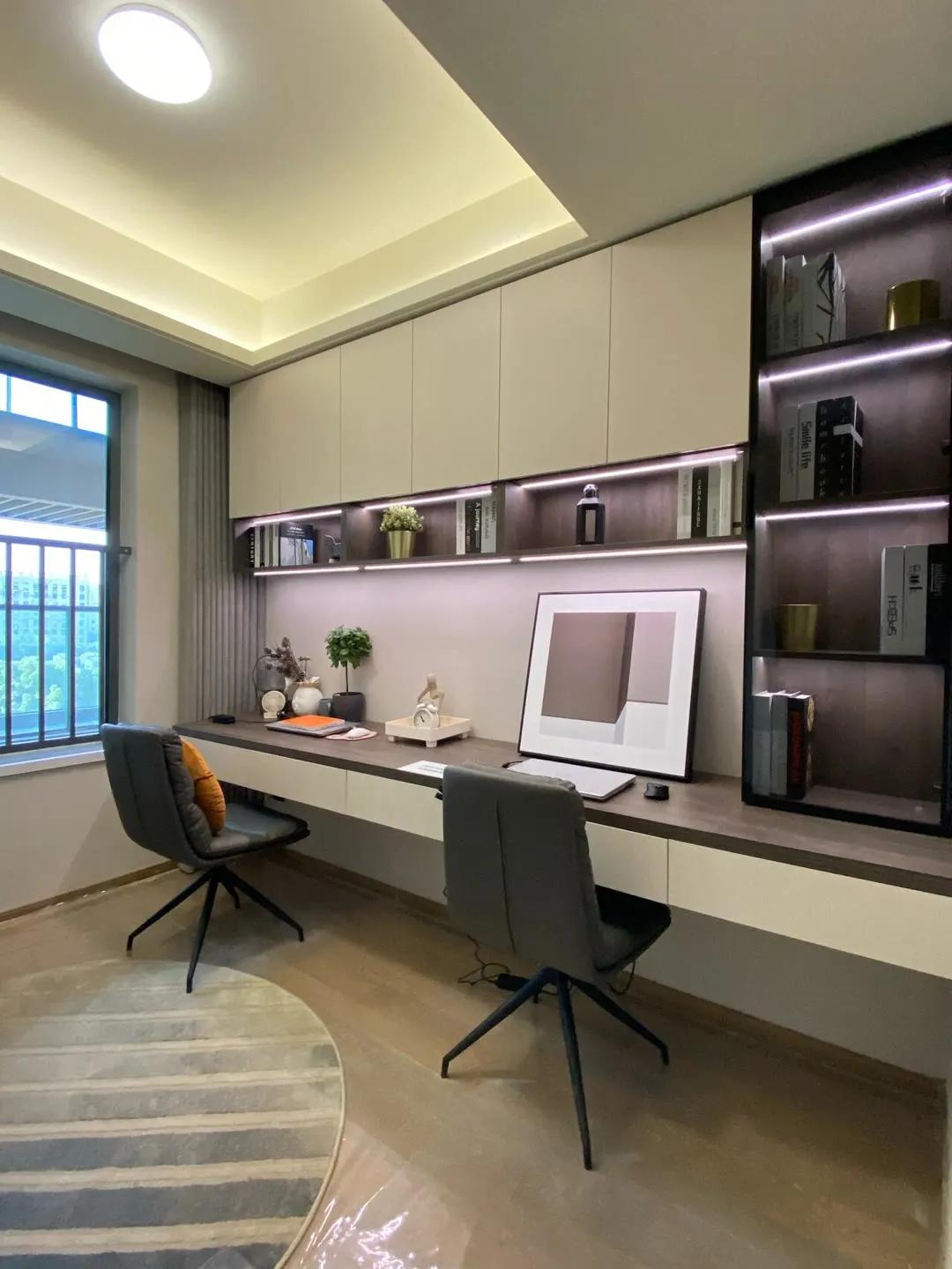 卧室衣柜书桌一体柜,柜书桌一体效果图