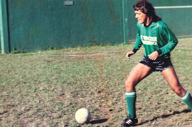 不踢球的梅西原版,不踢球的贝利