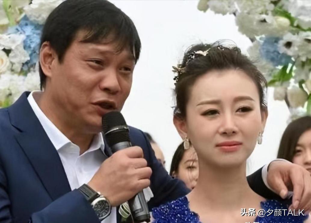 范志毅娶了多少个老婆,中国足球名宿范志毅娶漂亮小娇妻