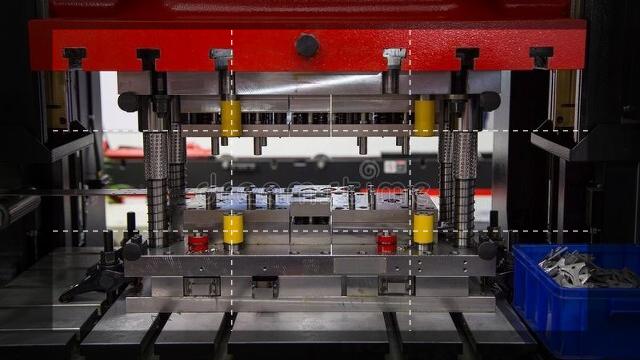 五金冲压的方式,五金冲压产品工艺流程图片