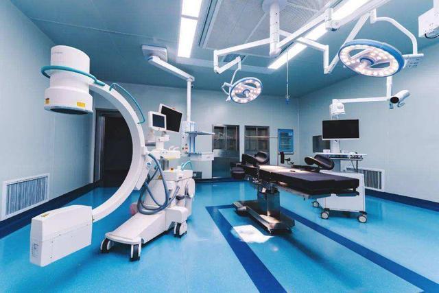 男医生给女性做“肠镜”检查，会觉得尴尬吗？不妨进来了解