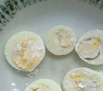 金钱蛋怎么吃好吃,金钱蛋做法鸡蛋不散