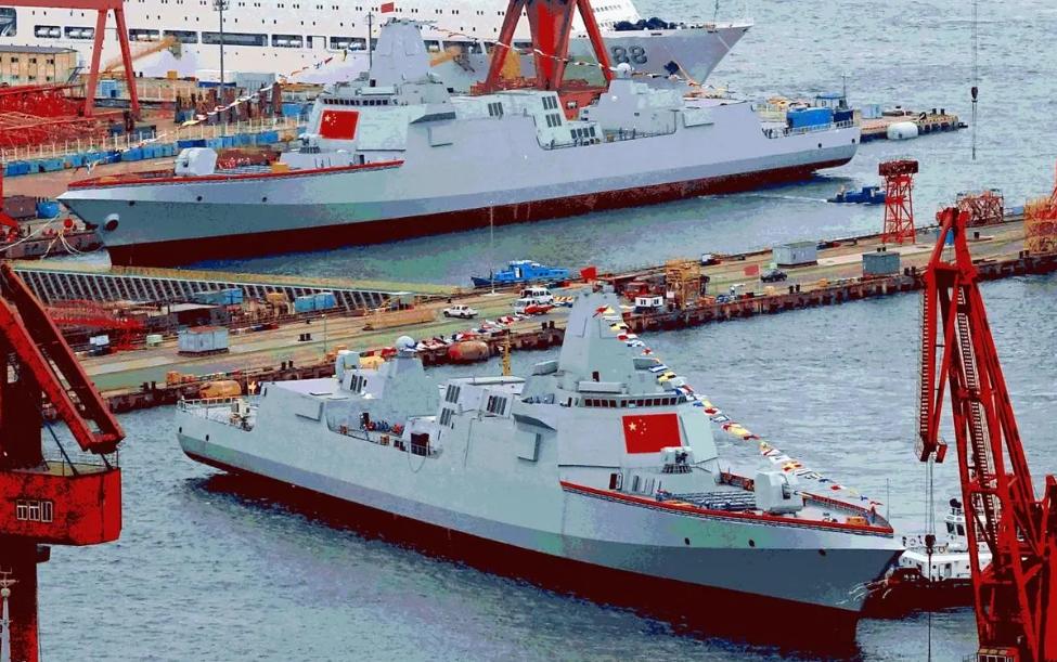 中美盾舰未来对比,美国的宙斯盾驱逐舰和055哪个厉害