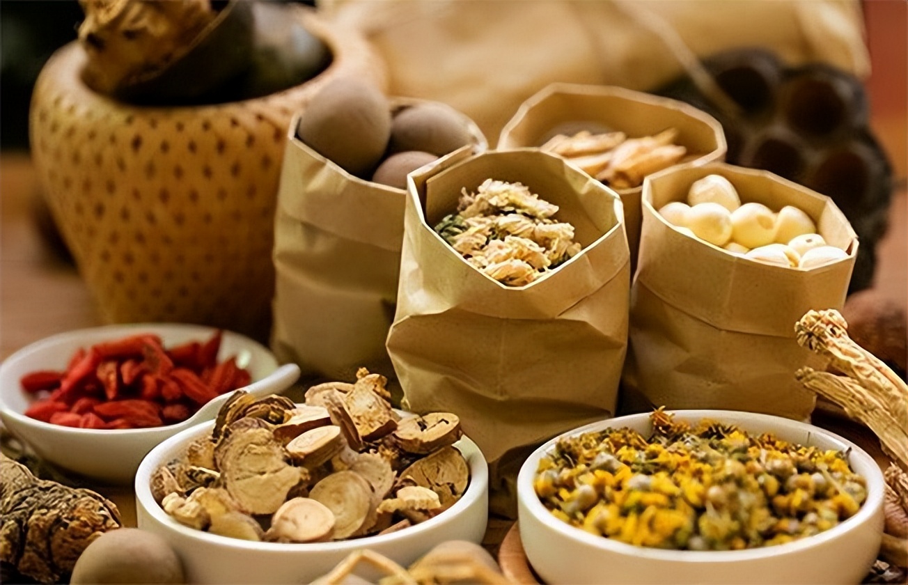 慢性咽炎吃什么药都不好是咋回事,慢性咽炎热性和寒性