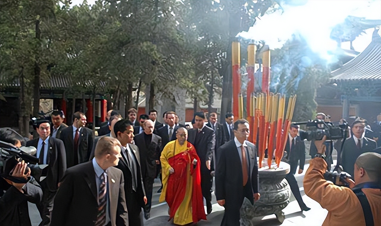 普京能否打得过少林寺武僧,普京和少林寺武僧切磋下集