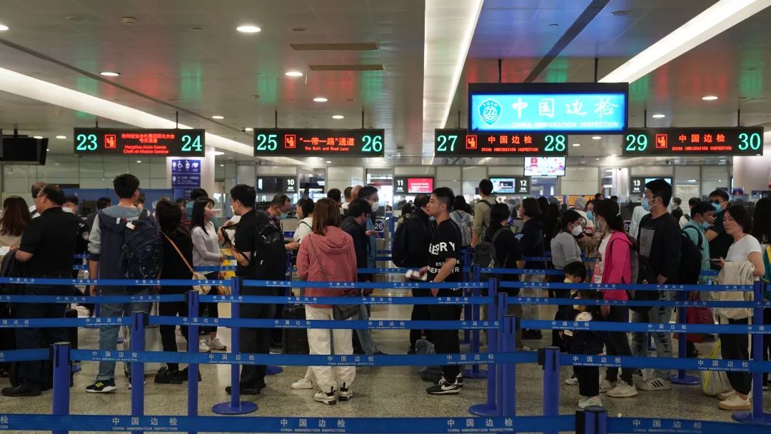 五一上海堵吗,上海今天有多热