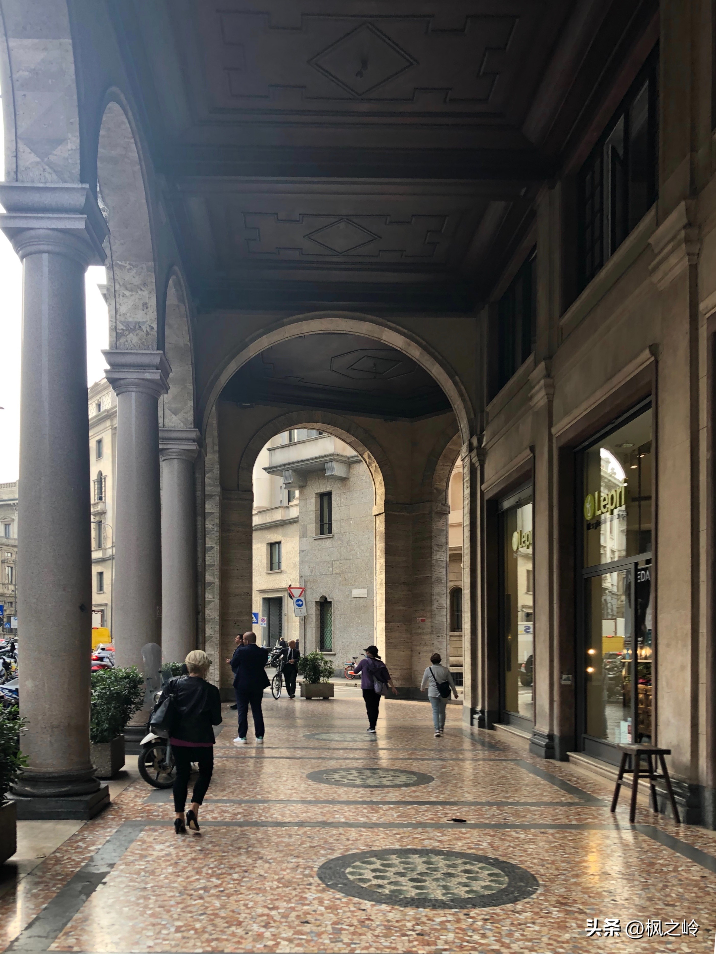 欧洲游记：在米兰的商业区逛街ShoppinginMilano