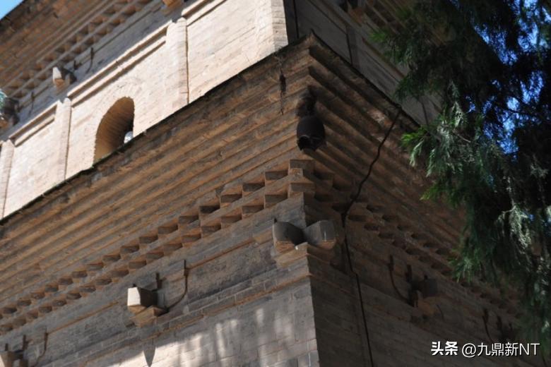 中国的佛塔一般是多少层,中国的佛塔均为高僧的骨塔吗