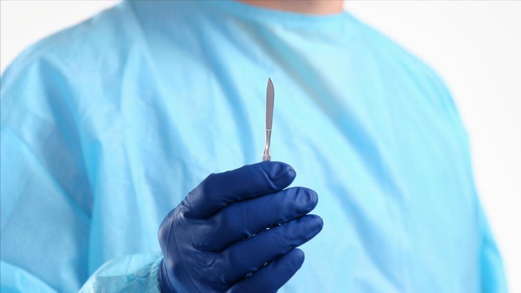 腰痛有可能是结核炎症引起的吗,肾结石腰疼伴有血尿是怎么回事