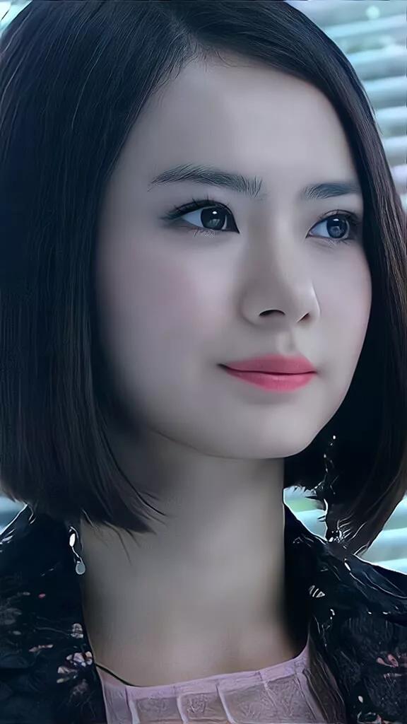 戚薇夏家三千金夏友善仿妆,夏家三千金戚薇夏友善安安