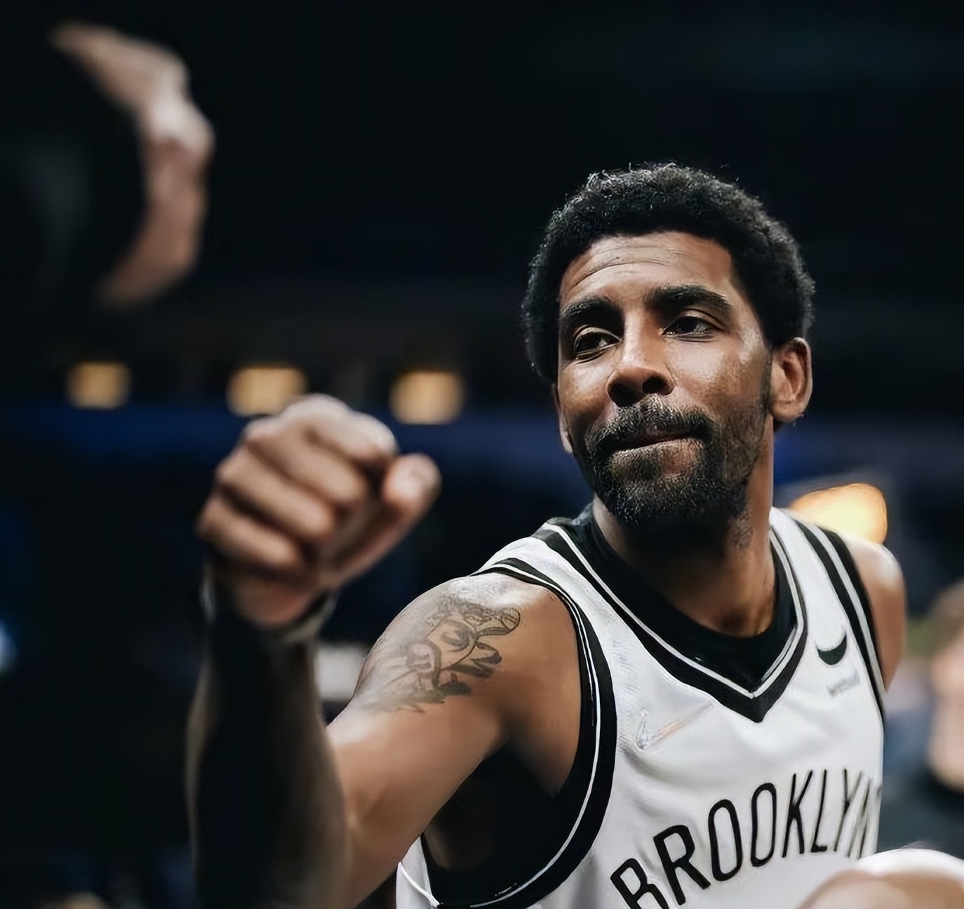 欧文仍是联盟巨星！杜兰特总得分超越狼王，西蒙斯渐入佳境