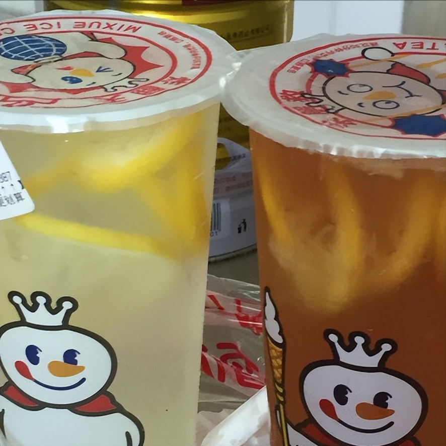 蜜雪冰城“*局骗**”：年挣20亿，竟不是靠的卖奶茶？店员透露出实情