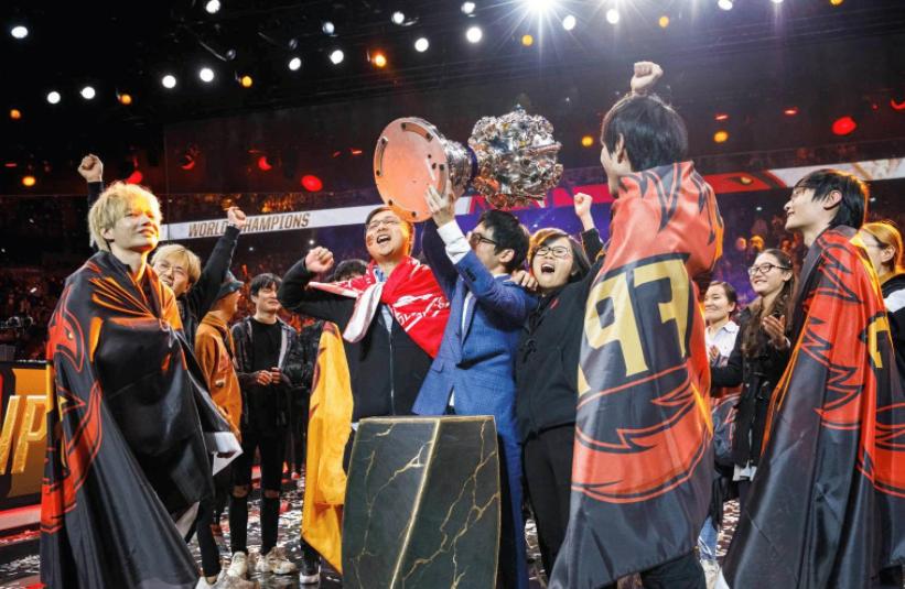 fpx最巅峰时刻,fpx众人离队原因