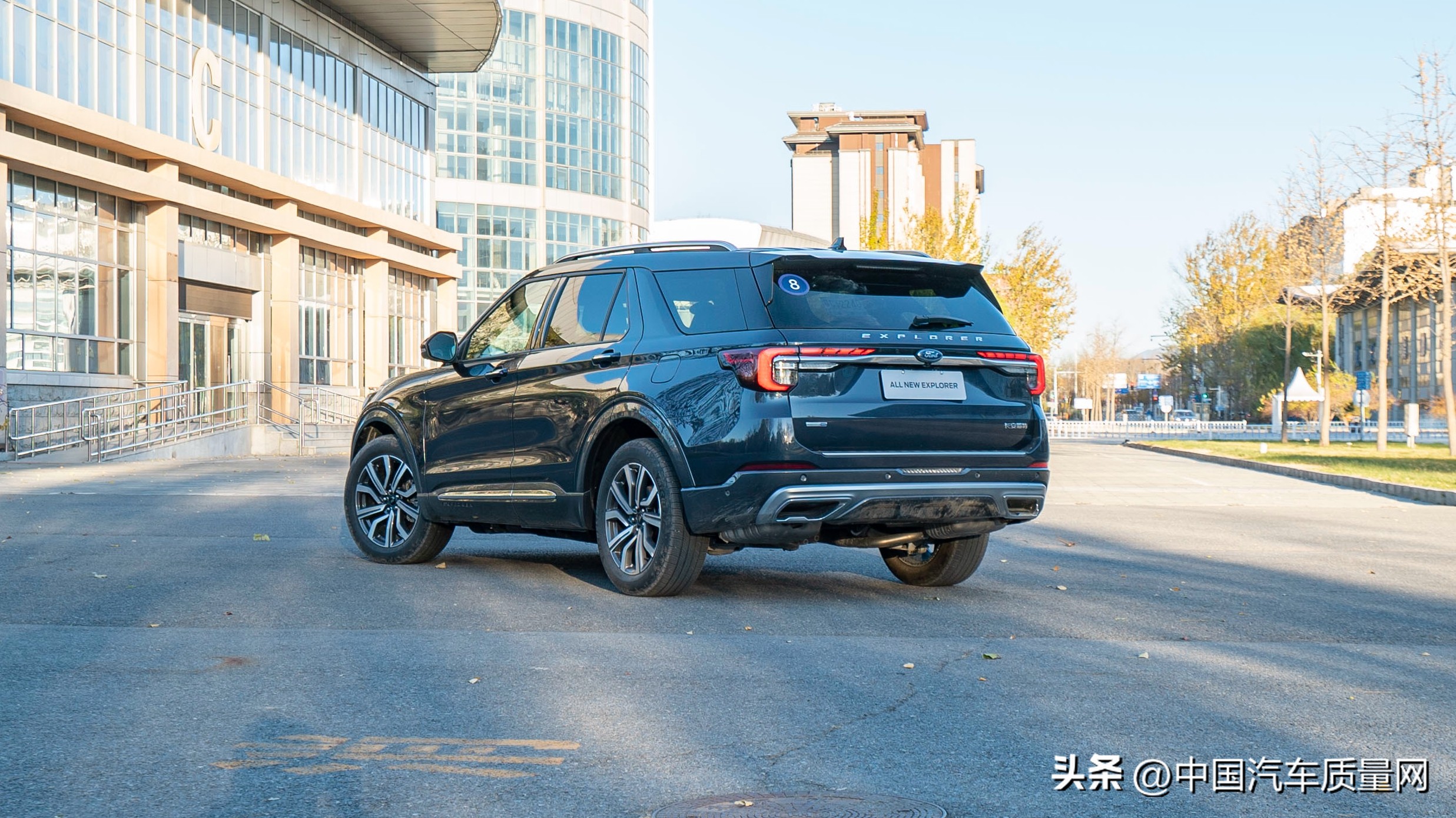 试驾长安福特探险者2023新款,太平洋汽车试驾全新福特探险者